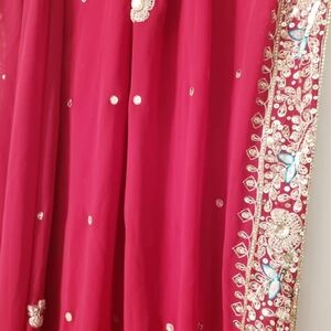 Red Gold Embroidered Saree Sari Indian Pakistani Wedding Wear